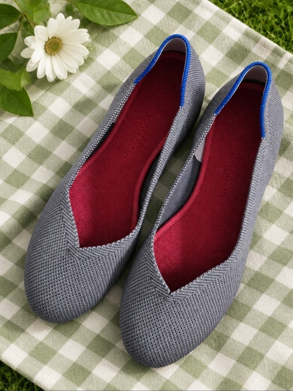 Rothy Women’s Grey Knit Ballet Flats with Red Insole Size 10.5